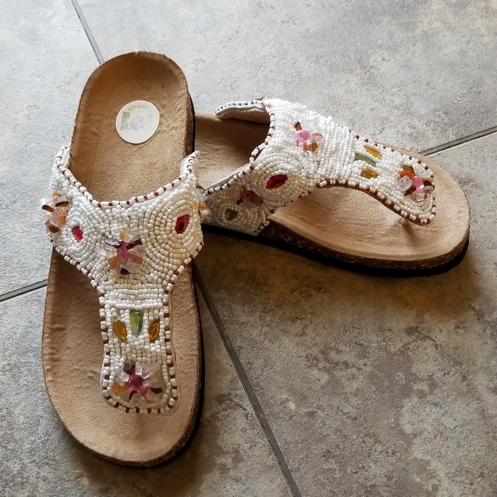 NWOT LEI L-Britni beaded sandals Size:11